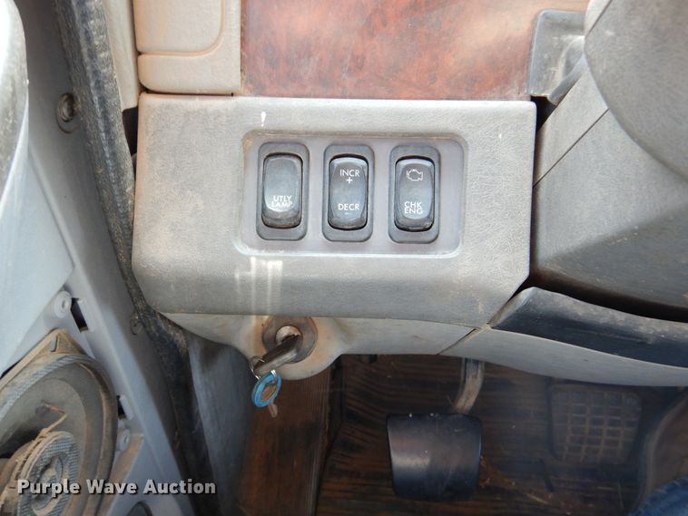 image for item DK2321 1997 Freightliner FLC120  semi truck