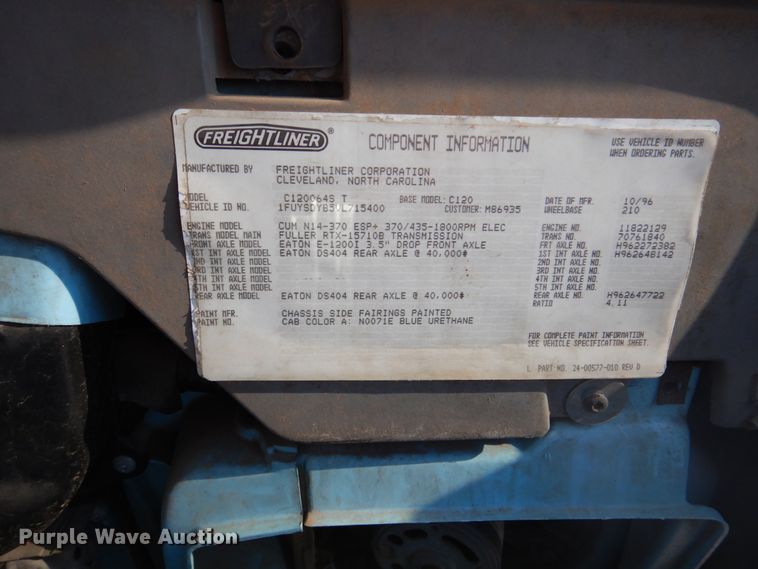 image for item DK2321 1997 Freightliner FLC120  semi truck