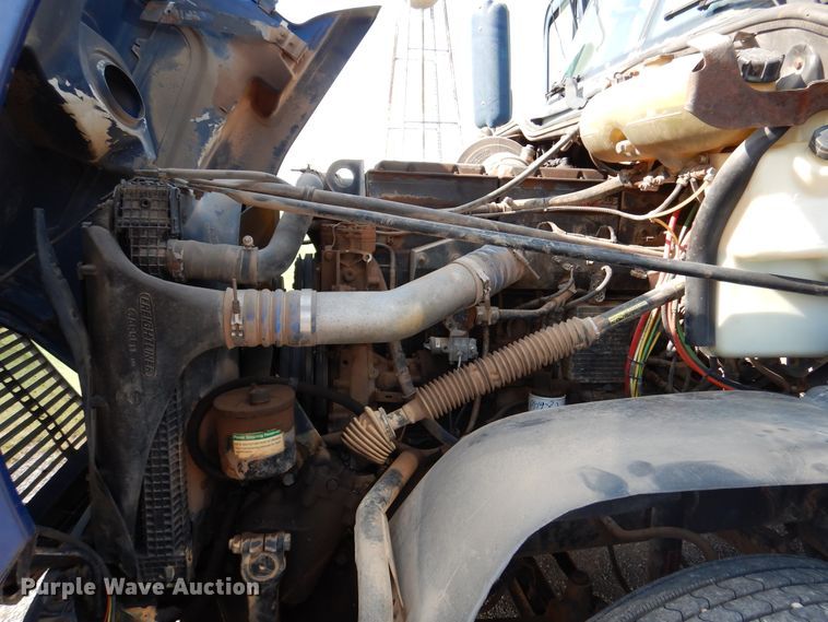 image for item DK2321 1997 Freightliner FLC120  semi truck