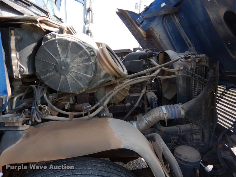 image for item DK2321 1997 Freightliner FLC120  semi truck