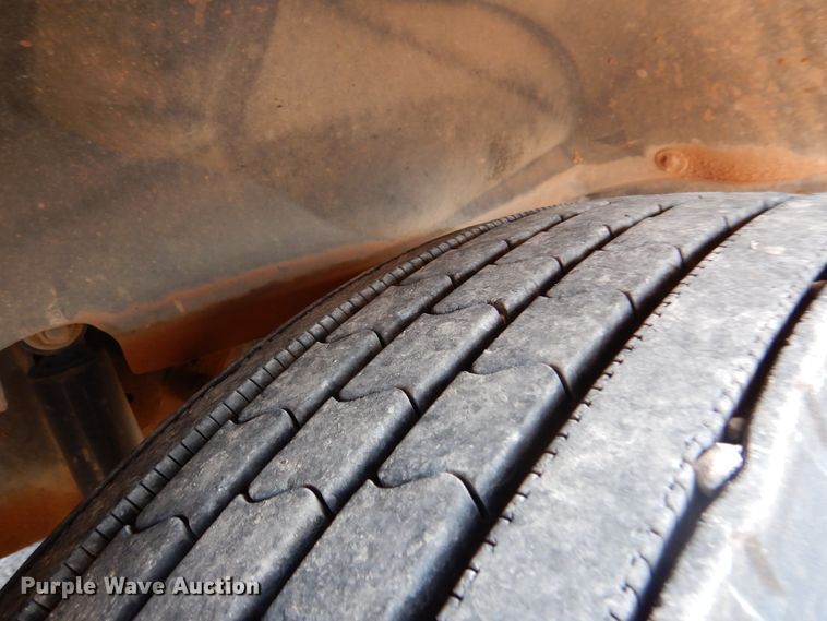 image for item DK2321 1997 Freightliner FLC120  semi truck