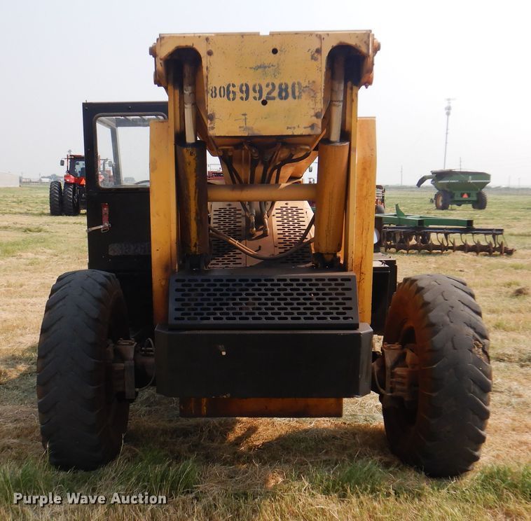 image for item DK2330 1997 Gehl 883  telehandler