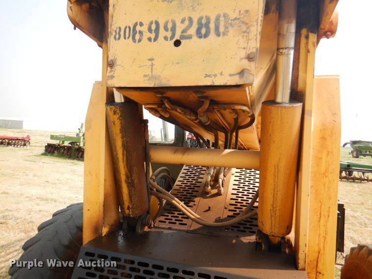 image for item DK2330 1997 Gehl 883  telehandler