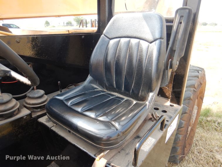 image for item DK2330 1997 Gehl 883  telehandler