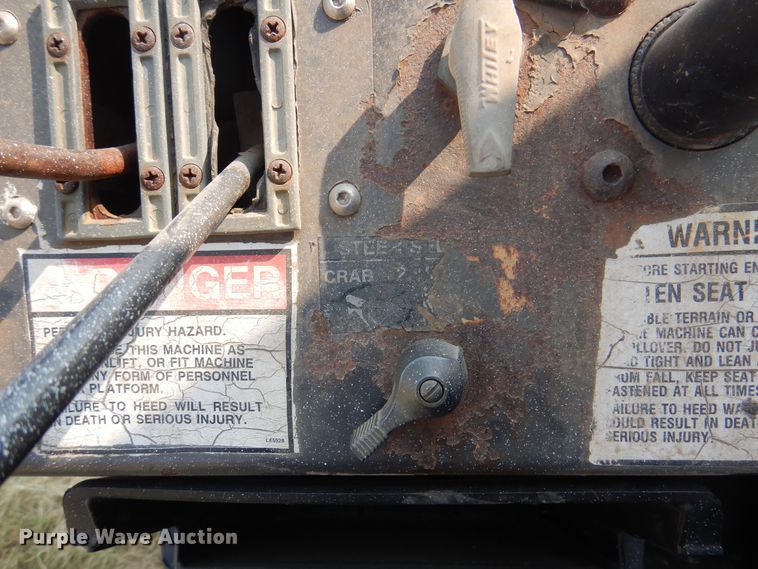 image for item DK2330 1997 Gehl 883  telehandler