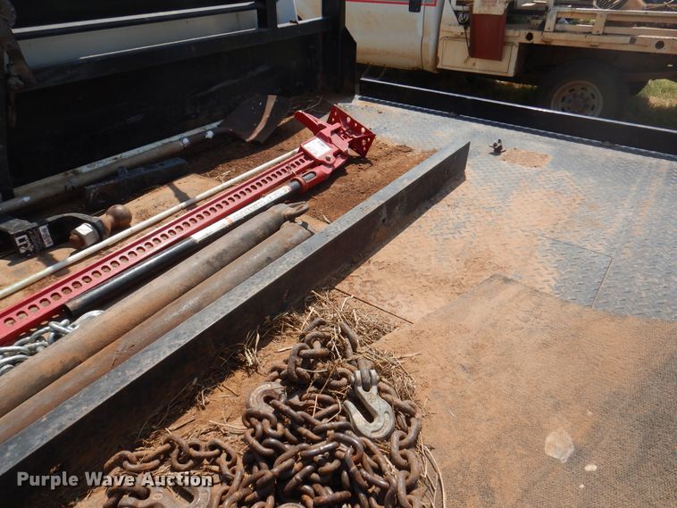 image for item DK2337 2013 Ford F250 Super Duty  SuperCab bale bed pickup truck