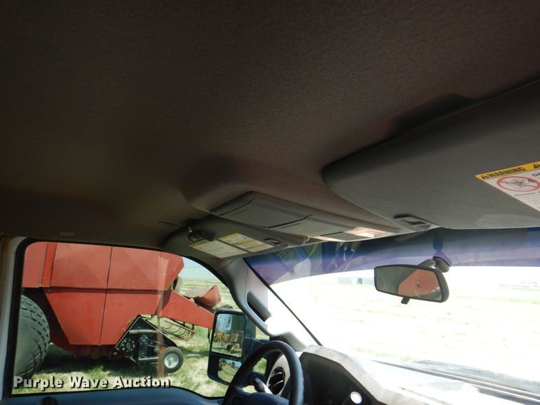 image for item DK2337 2013 Ford F250 Super Duty  SuperCab bale bed pickup truck