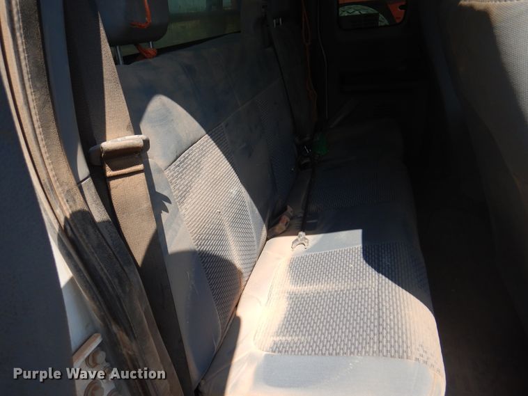 image for item DK2337 2013 Ford F250 Super Duty  SuperCab bale bed pickup truck