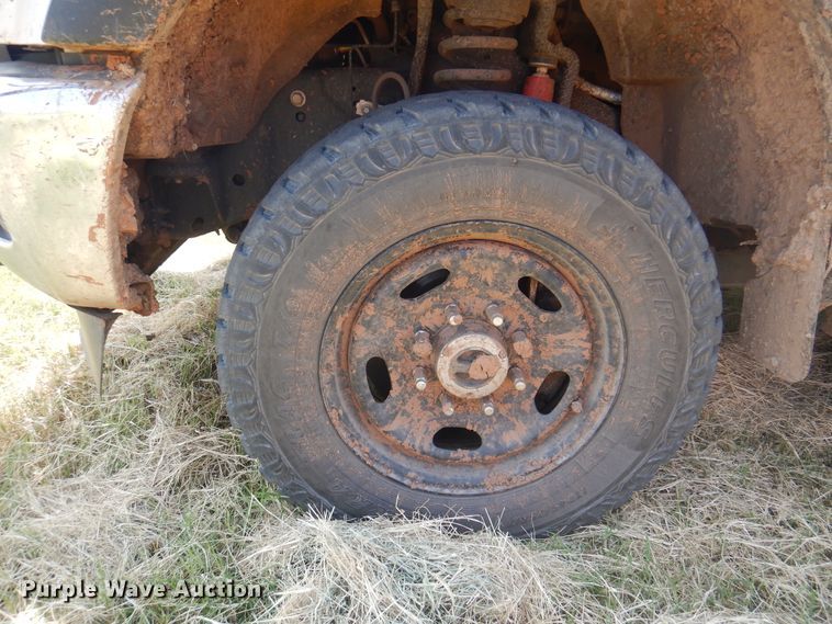 image for item DK2337 2013 Ford F250 Super Duty  SuperCab bale bed pickup truck