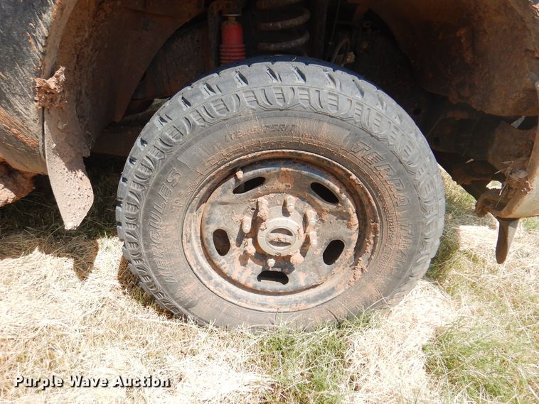 image for item DK2337 2013 Ford F250 Super Duty  SuperCab bale bed pickup truck