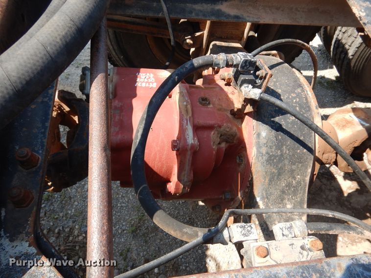 image for item DK2340 1993 Mack CH613  semi truck