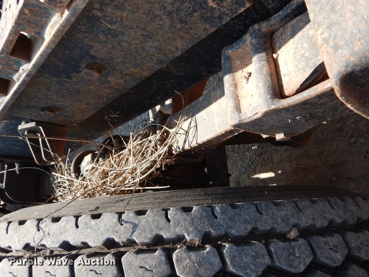 image for item DK2340 1993 Mack CH613  semi truck