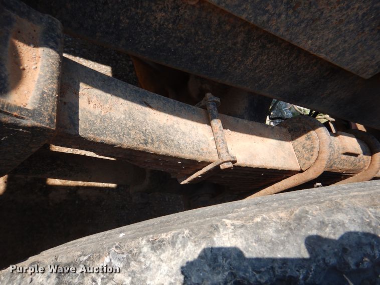 image for item DK2340 1993 Mack CH613  semi truck