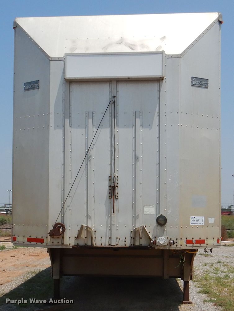 image for item DK2341 1988 Merritt B80-1148-024  livestock trailer