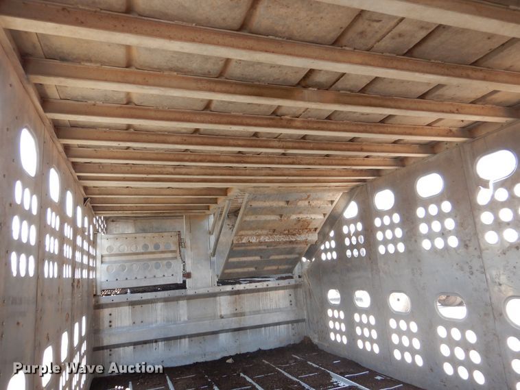 image for item DK2341 1988 Merritt B80-1148-024  livestock trailer