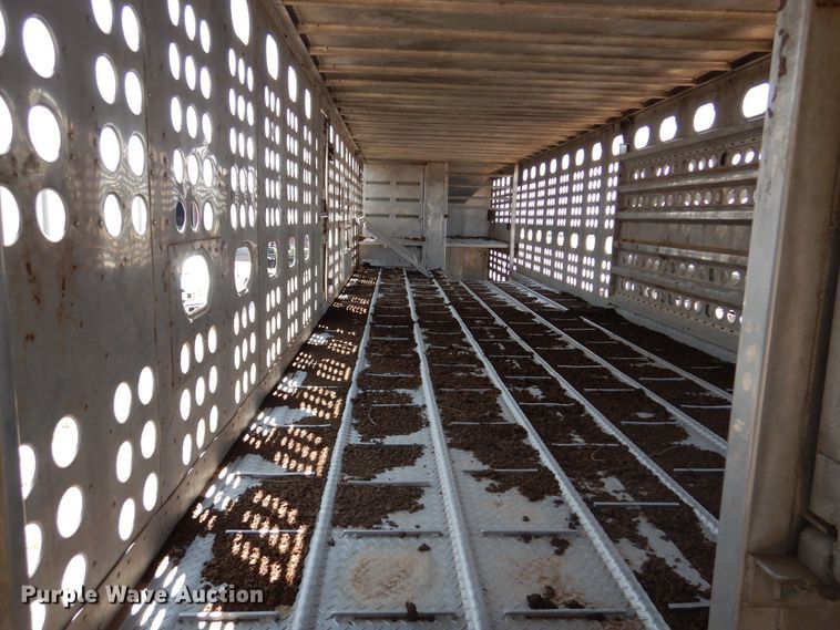 image for item DK2341 1988 Merritt B80-1148-024  livestock trailer