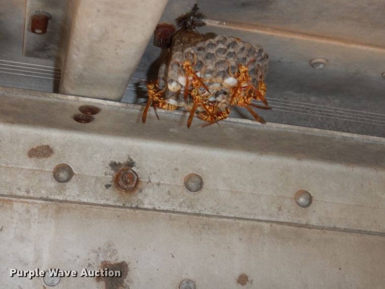 image for item DK2341 1988 Merritt B80-1148-024  livestock trailer