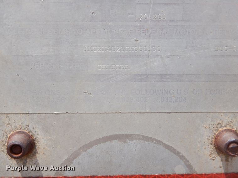 image for item DK2341 1988 Merritt B80-1148-024  livestock trailer