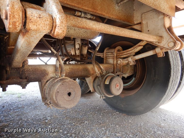 image for item DK2343 1986 Wilson 1W1  grain trailer