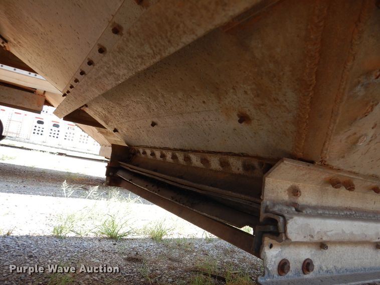 image for item DK2343 1986 Wilson 1W1  grain trailer