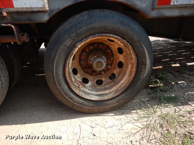 image for item DK2345 1987 Transcraft  drop deck trailer