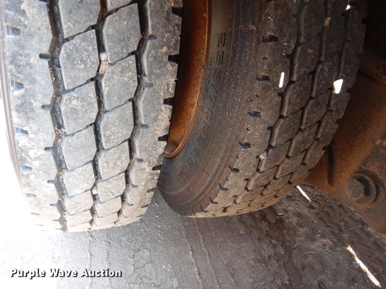 image for item DK2345 1987 Transcraft  drop deck trailer