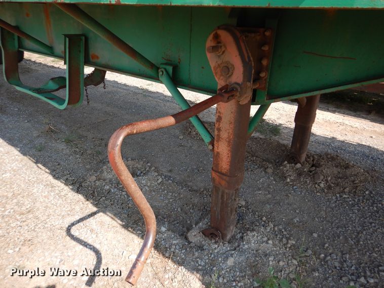 image for item DK2346 1984 Doresy  flatbed trailer