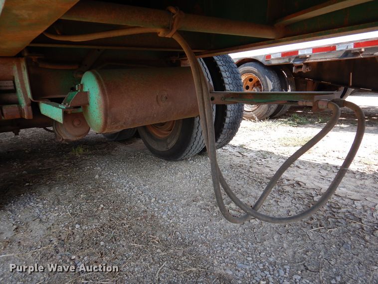 image for item DK2346 1984 Doresy  flatbed trailer