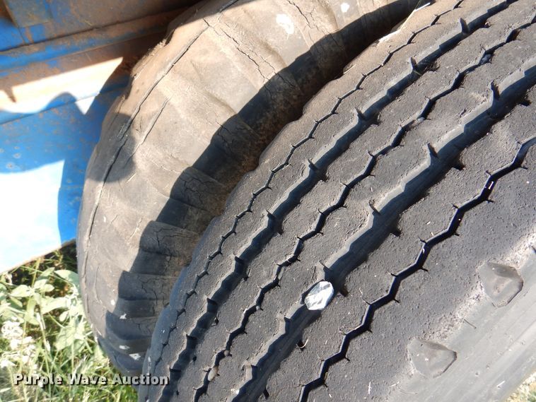 image for item DK2357 Live bottom trailer