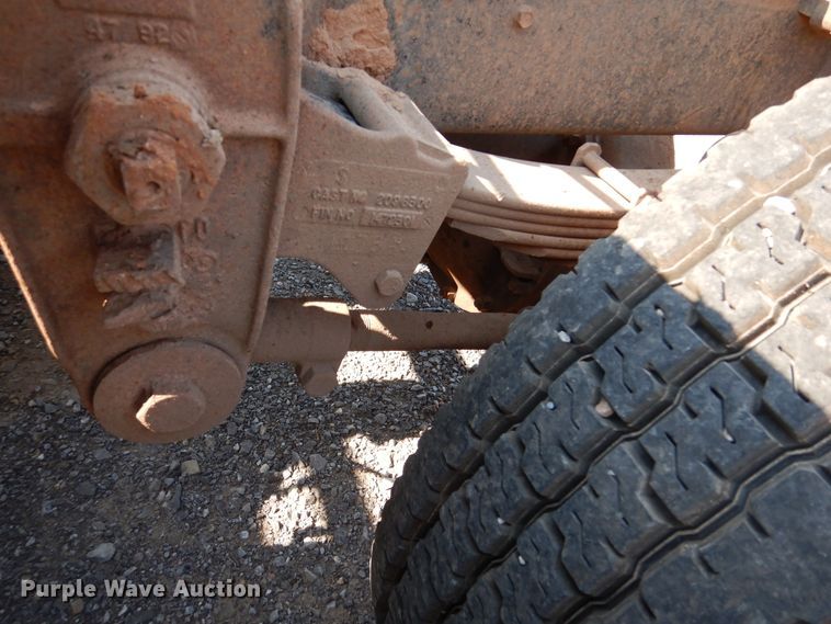 image for item DK2360 1993 Mack CH613  semi truck