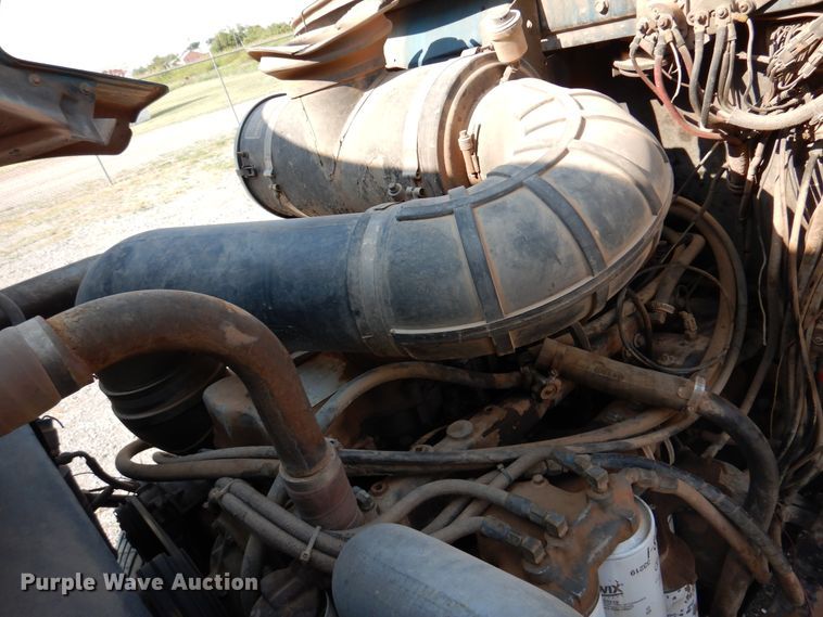 image for item DK2360 1993 Mack CH613  semi truck