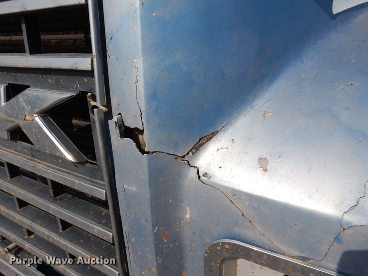 image for item DK2360 1993 Mack CH613  semi truck