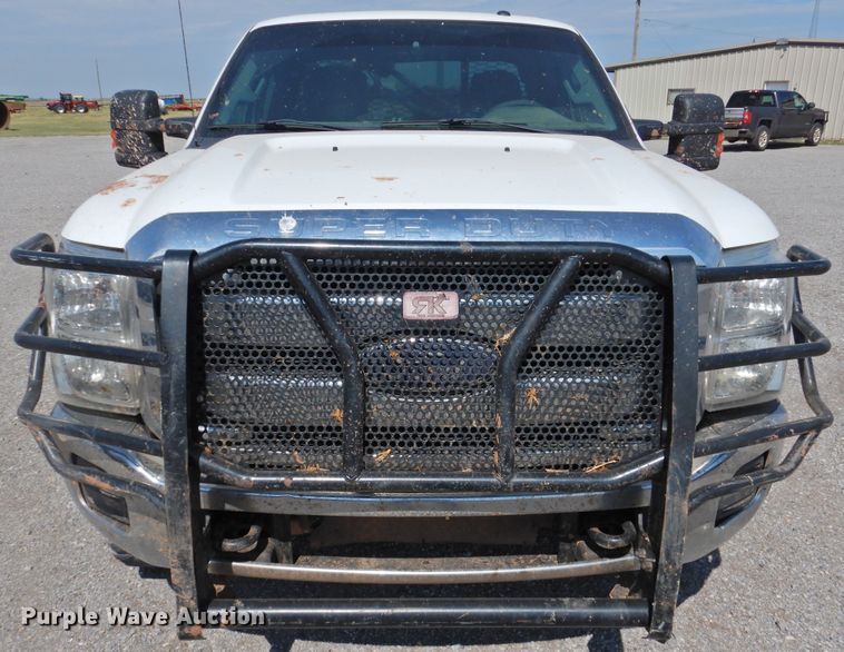 image for item DK2429 2015 Ford F250 Super Duty  SuperCab bale bed pickup truck