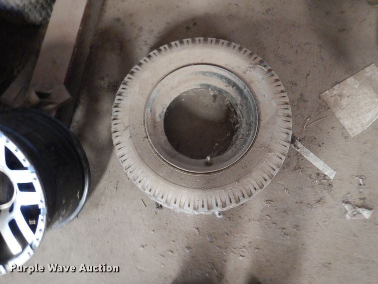 image for item DM6354 Tools