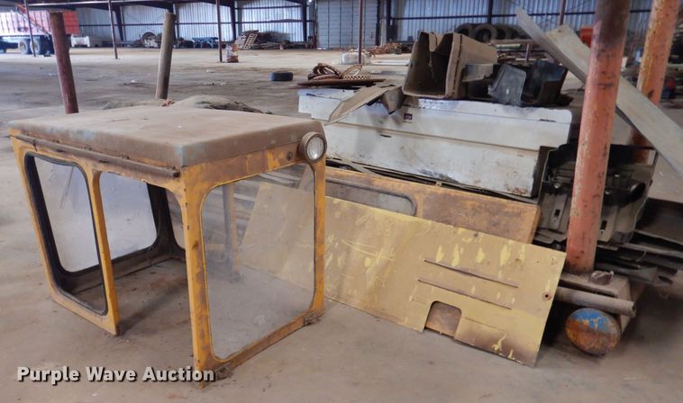 image for item DM6356 Tools