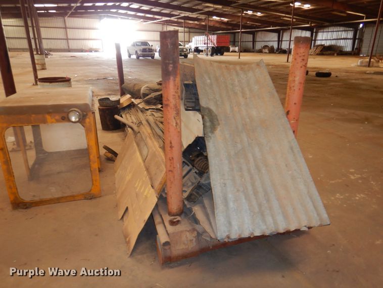 image for item DM6356 Tools