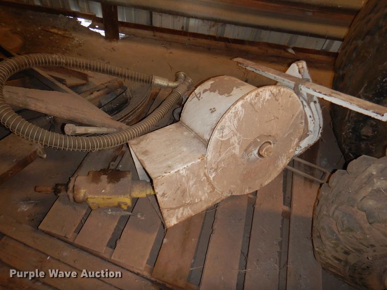 image for item DM6356 Tools