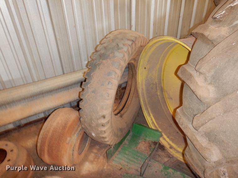 image for item DM6356 Tools