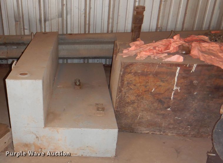 image for item DM6356 Tools