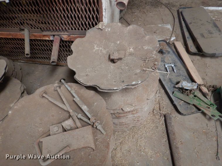 image for item DM6356 Tools