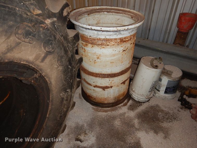 image for item DM6356 Tools