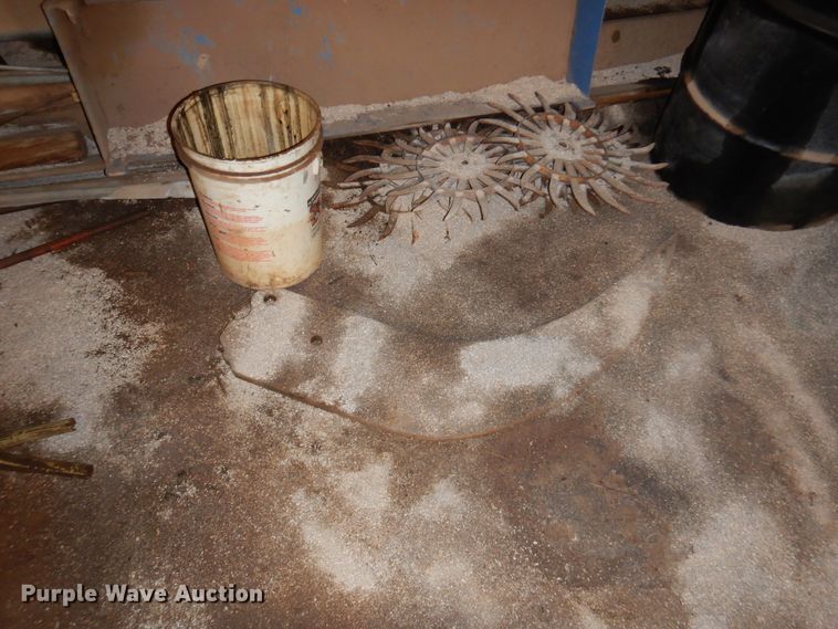 image for item DM6356 Tools