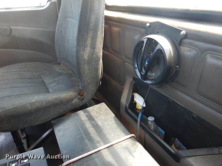 image for item DH7271 2007 Mack CXN613  semi truck