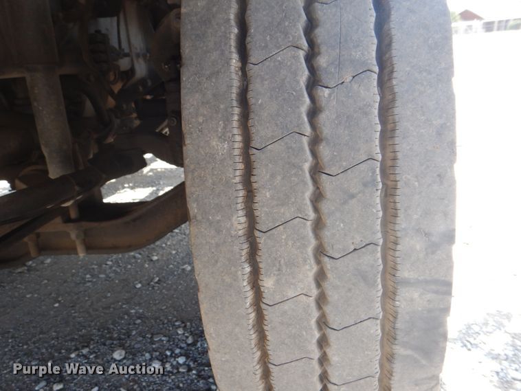 image for item DH7271 2007 Mack CXN613  semi truck