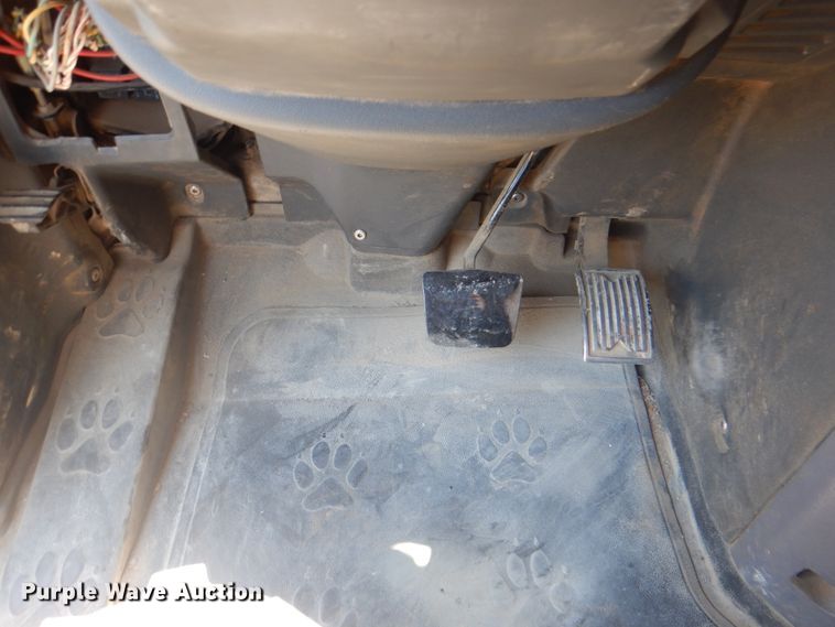 image for item DH7272 2015 Mack CHU613  semi truck