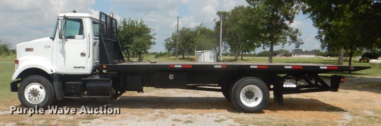 image for item DH7275 1980 White Road Boss  rollback truck