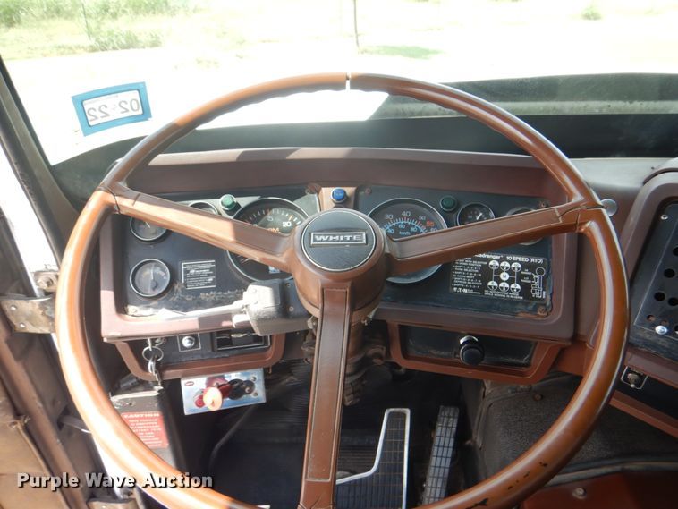 image for item DH7275 1980 White Road Boss  rollback truck