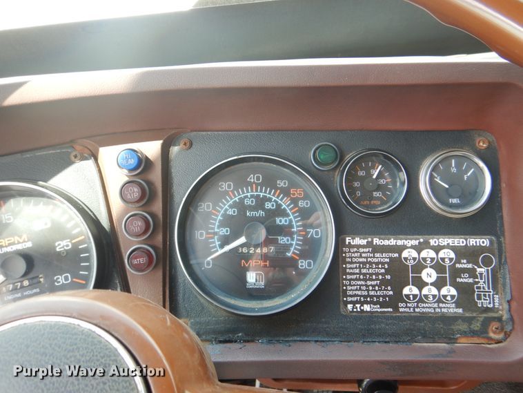 image for item DH7275 1980 White Road Boss  rollback truck