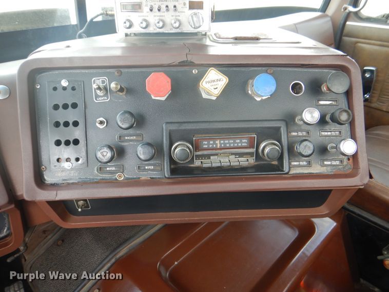 image for item DH7275 1980 White Road Boss  rollback truck