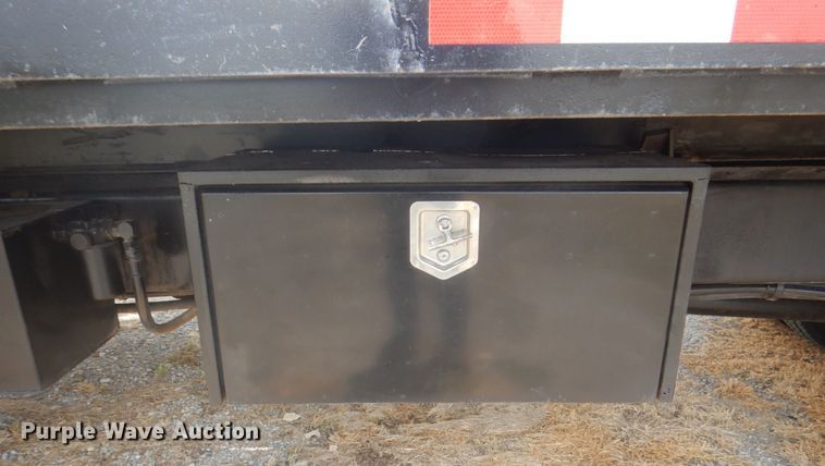 image for item DH7275 1980 White Road Boss  rollback truck